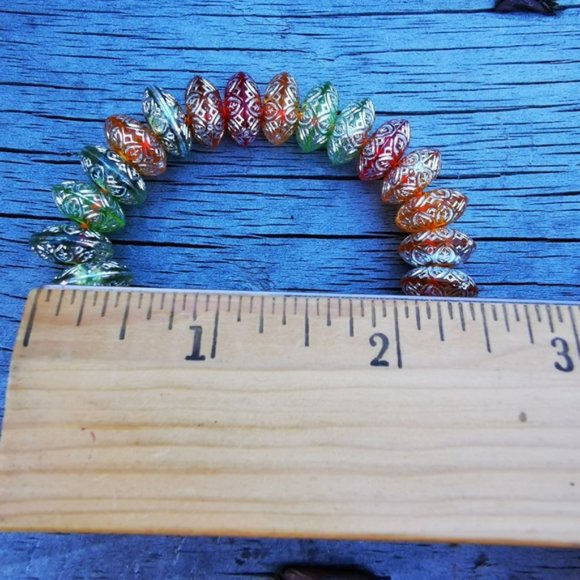 Pair of Plastic Stretch Bracelets - Picture 12 of 12